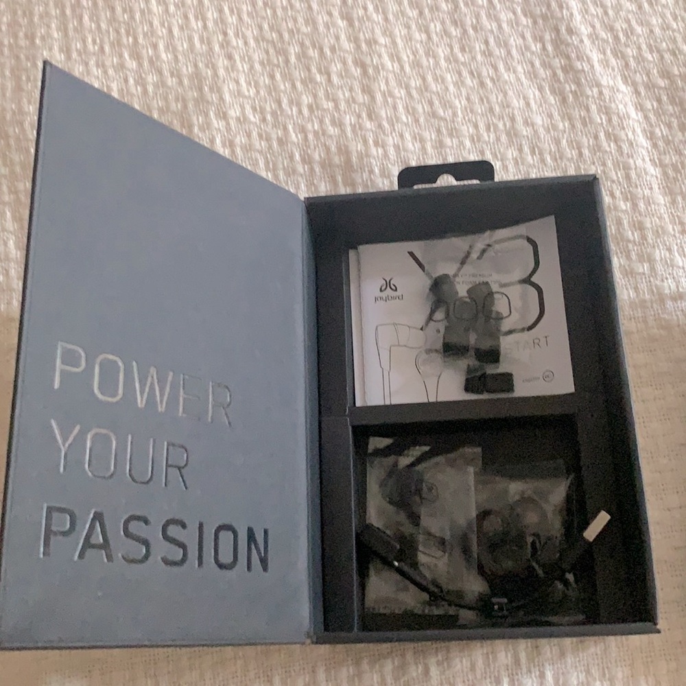 JayBird wireless ear buds